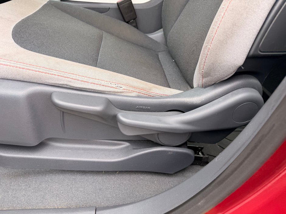 Chevrolet Bolt EV LT 2020-15