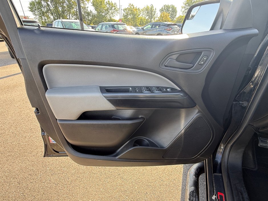 2021 Chevrolet Colorado WORK TRUCK-10