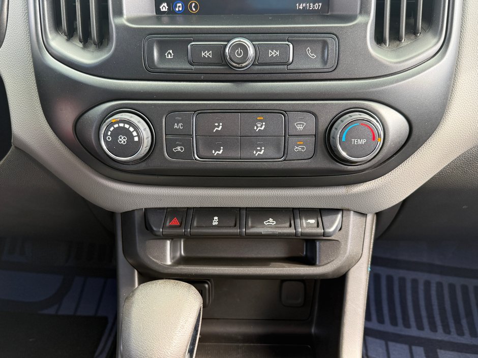 2022 Chevrolet Colorado Work truck-20