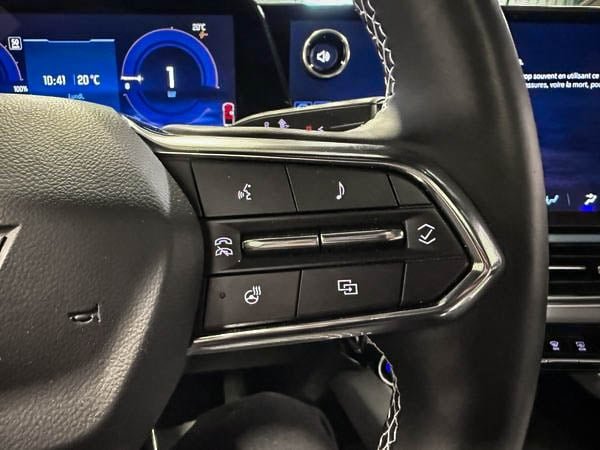 2025 Chevrolet Equinox EV LT-16