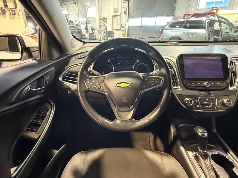 2018 Chevrolet Malibu LT-13