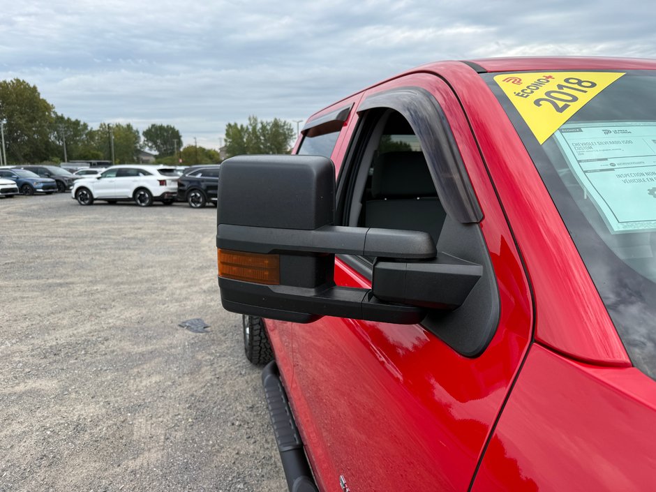 2018 Chevrolet Silverado 1500 CUSTOM-8