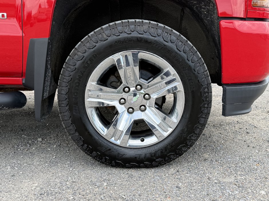 2018 Chevrolet Silverado 1500 CUSTOM-9