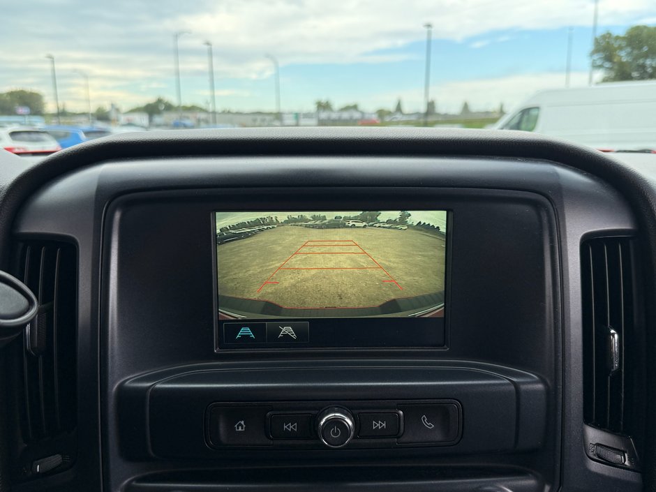 2018 Chevrolet Silverado 1500 CUSTOM-20