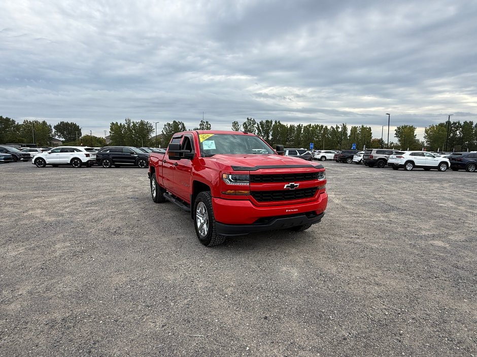 2018 Chevrolet Silverado 1500 CUSTOM-0