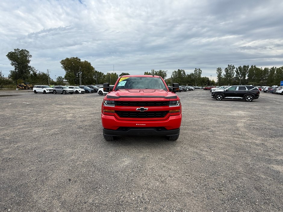2018 Chevrolet Silverado 1500 CUSTOM-7