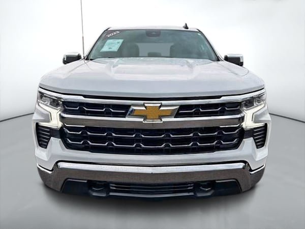 Chevrolet Silverado 1500 LT 2.7L 2023-2