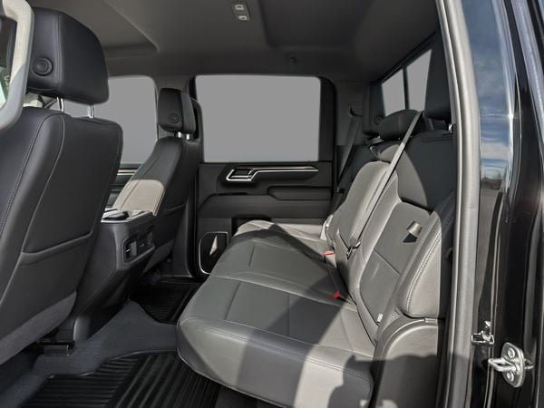 Chevrolet Silverado 2500HD Trail Boss 2025-23