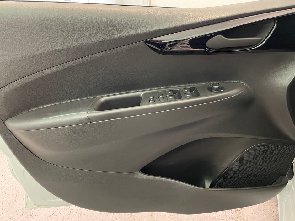2020 Chevrolet Spark 1LT-9