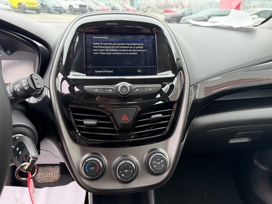 Chevrolet Spark LT 2021-16