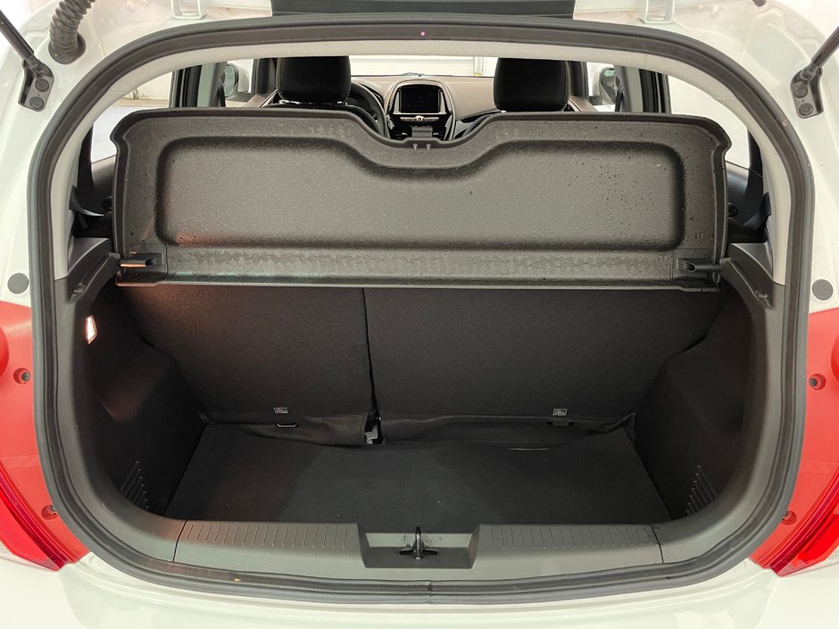Chevrolet Spark 1LT 2022-22