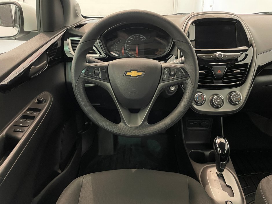Chevrolet Spark 1LT 2022-8