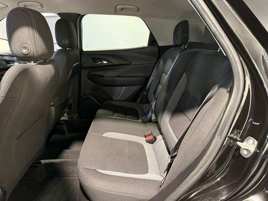 2024 Chevrolet Trailblazer LT-23