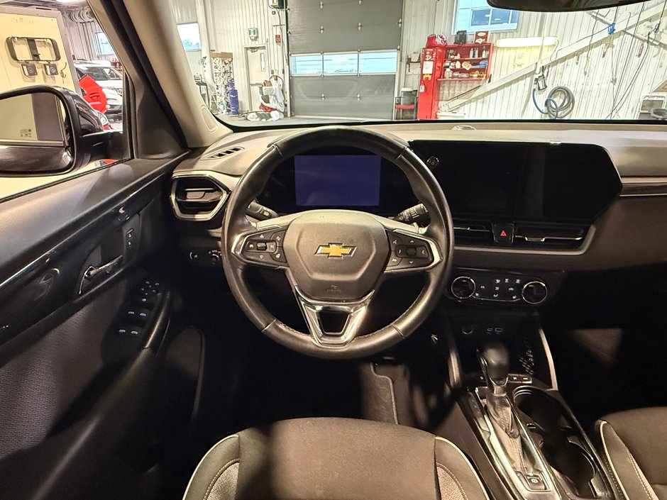 2024 Chevrolet Trailblazer LT-13