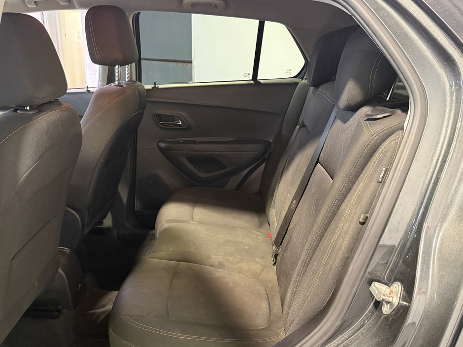 Chevrolet Trax LT 2017-23
