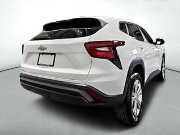 2024 Chevrolet Trax LS-2