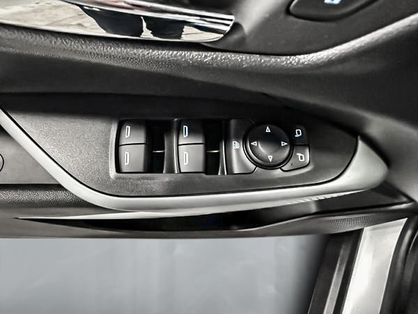 2024 Chevrolet Trax LS-11