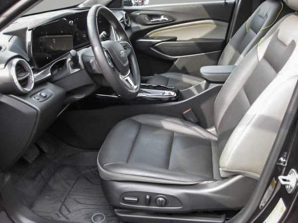 2025 Chevrolet Trax ACTIV-9
