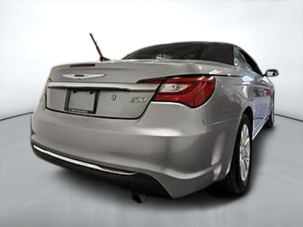2013 Chrysler 200 Touring convertible-2