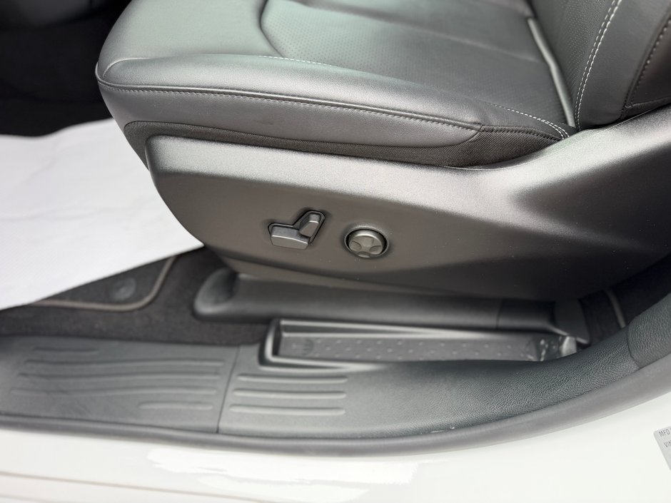 2027 Chrysler Grand Caravan SXT-8