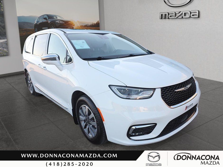 2022 Chrysler Pacifica Hybrid LIMITED-2