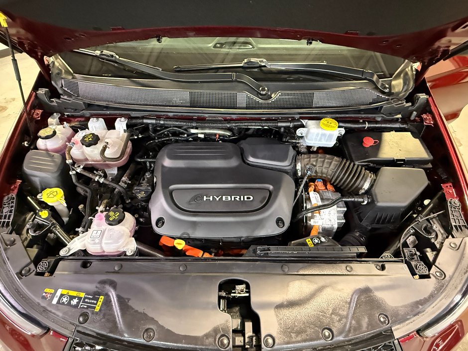 2023 Chrysler Pacifica Hybrid TOURING-25