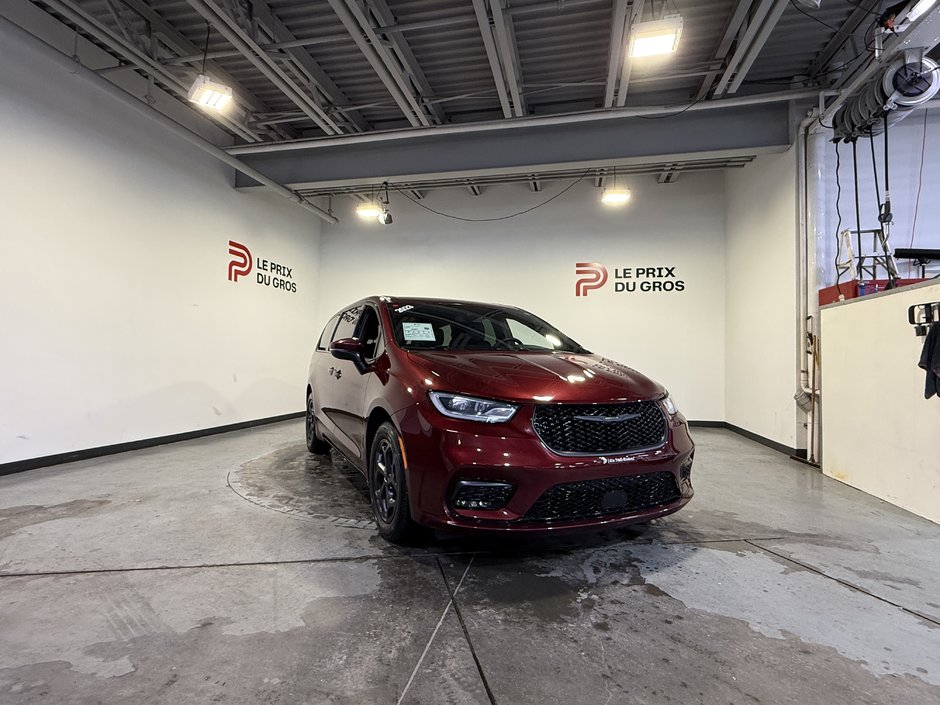 2023 Chrysler Pacifica Hybrid TOURING-0