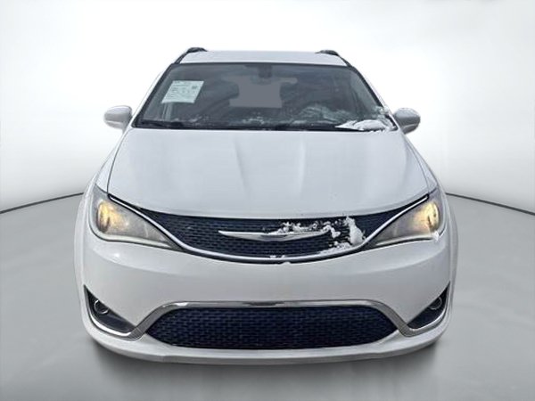 Chrysler Pacifica touring l 2017-1