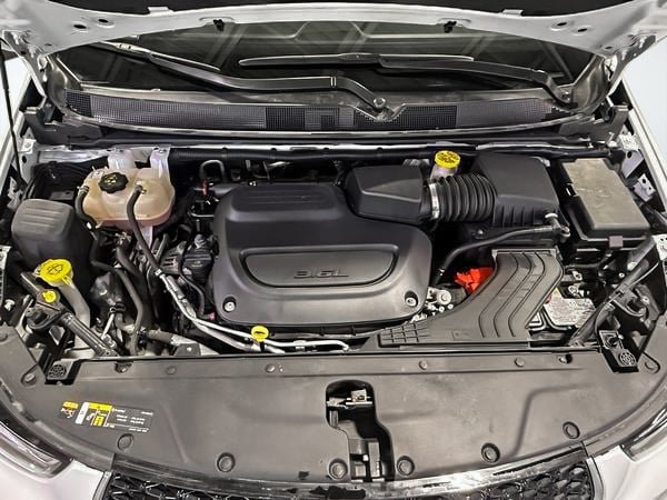 2023 Chrysler Pacifica TOURING-25