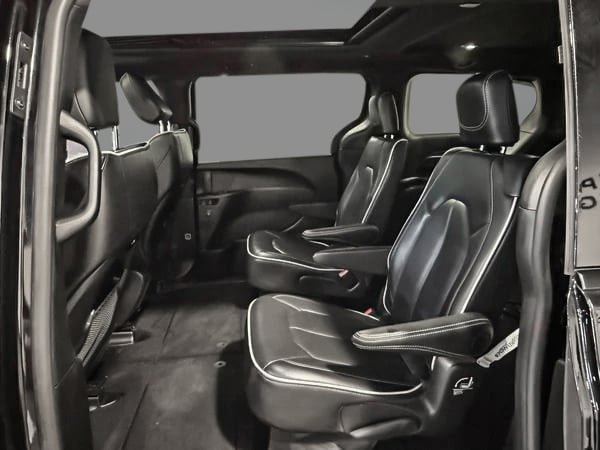 Chrysler Pacifica Limited 2025-24