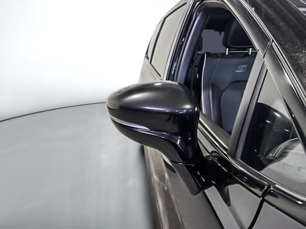 Chrysler Pacifica Limited 2025-9