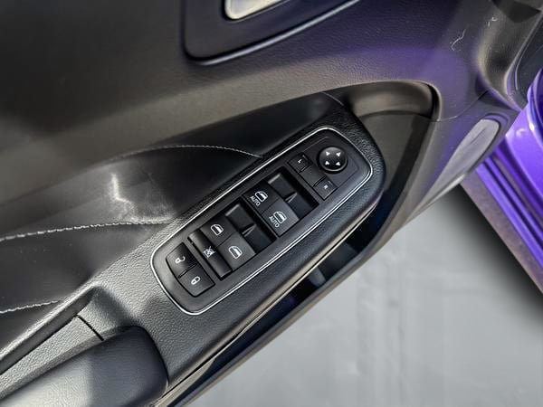 Dodge Charger R/T Daytona 2023-8