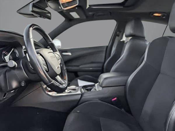 Dodge Charger GT 2023-8