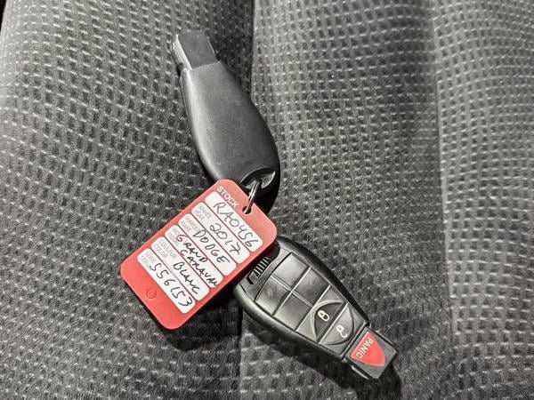 2017 Dodge Grand Caravan SXT-25