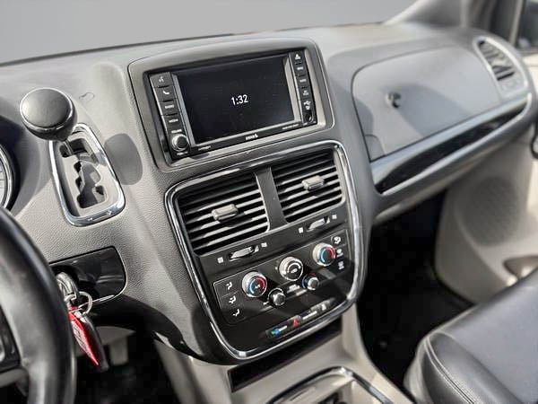2019 Dodge Grand Caravan SXT Prenium-11