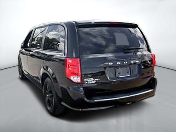 Dodge Grand Caravan SE 2020-4