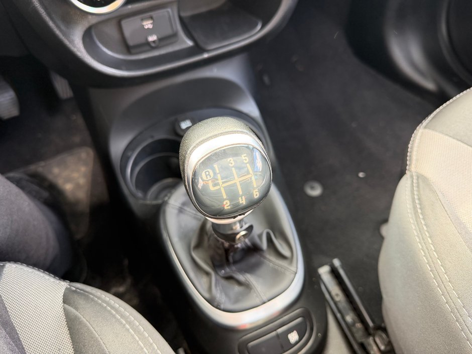 2015 Fiat 500L Sport-10