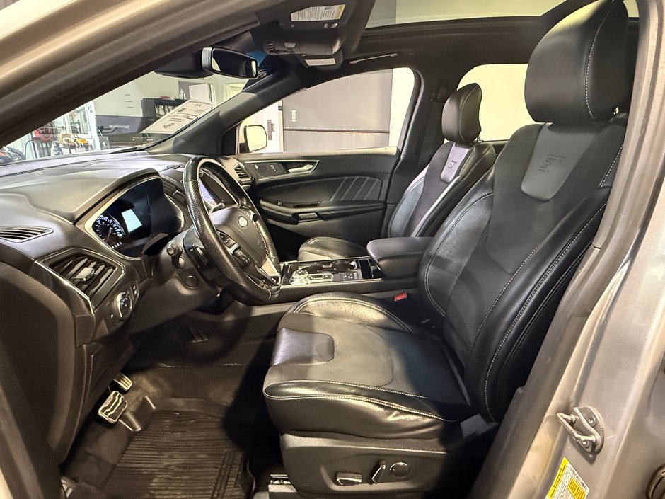 2019 Ford Edge ST-13