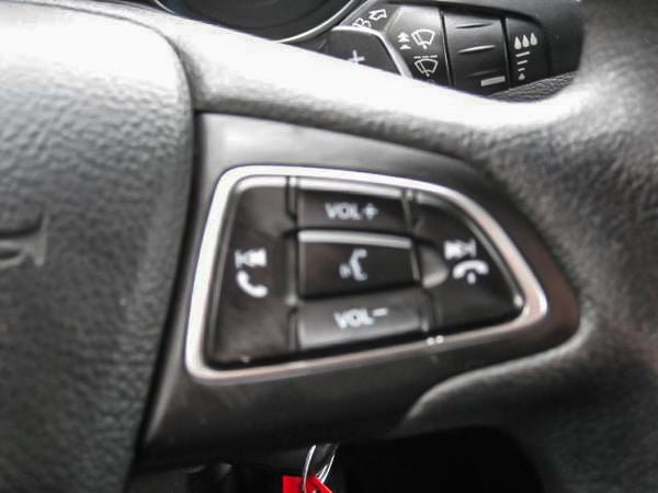 2017 Ford Escape SE-13