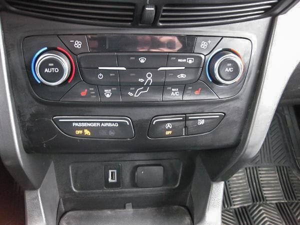 2017 Ford Escape SE-16