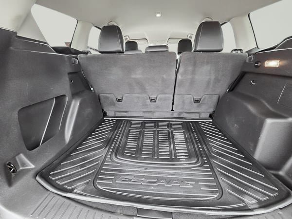 Ford Escape SEL 2018-18