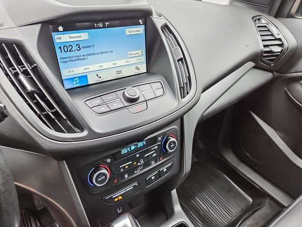 Ford Escape SEL 2018-14