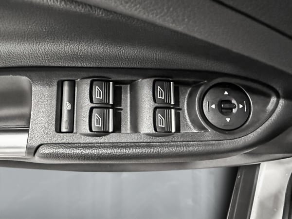 2018 Ford Escape Titanium-12