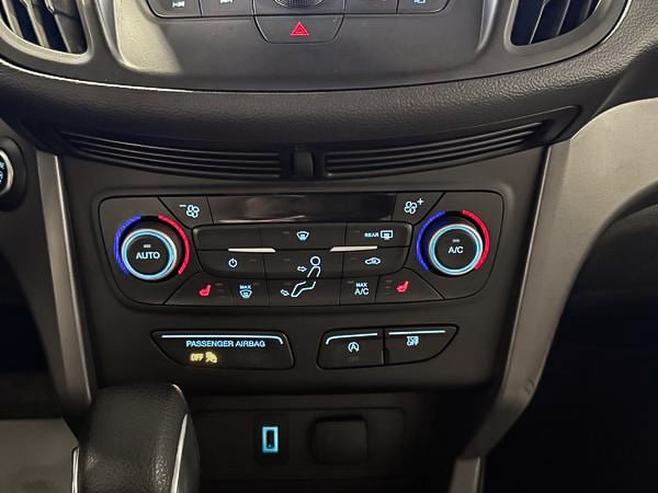 2019 Ford Escape SE-21
