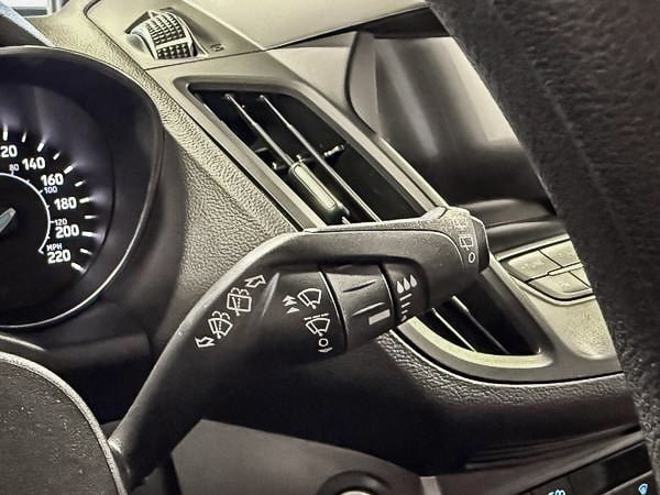 2019 Ford Escape SE-17