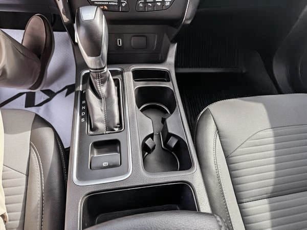 2019 Ford Escape TITANIUM AWD-23