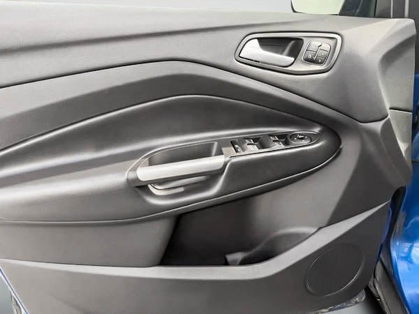 2019 Ford Escape TITANIUM AWD-9