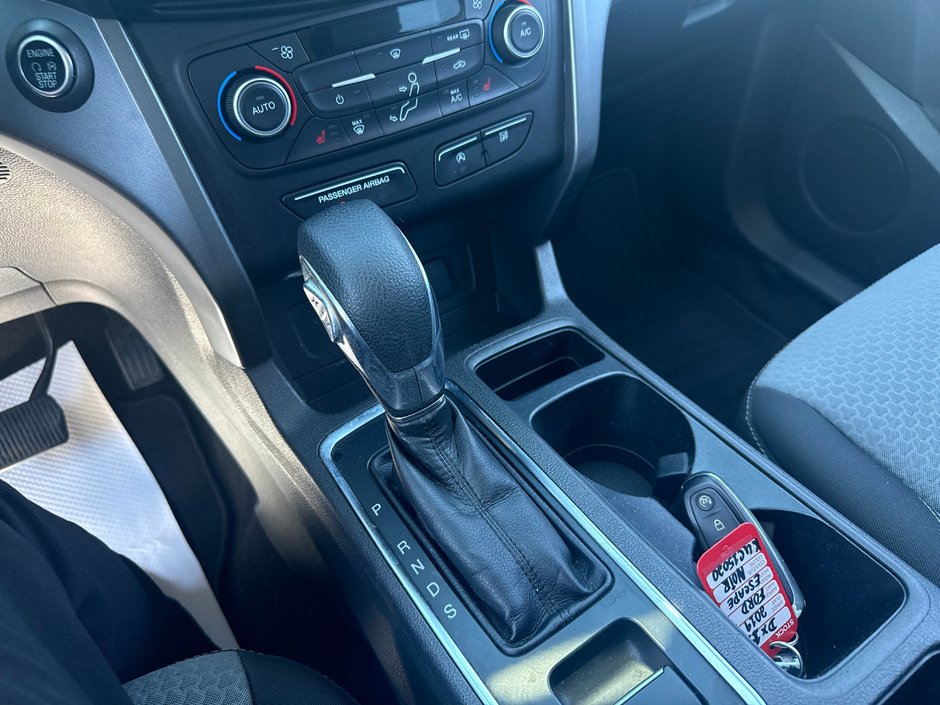 2019 Ford Escape SE-13
