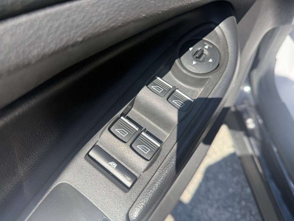 2019 Ford Escape SE-9