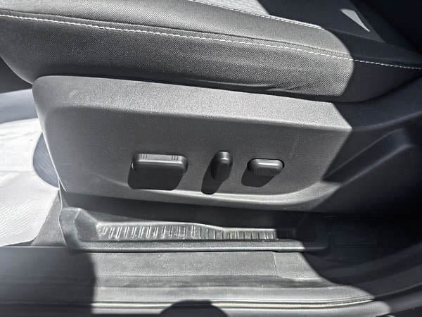 2019 Ford Escape SE-10